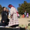 Claudia Sheinbaum restituye tierras a comunidades rarámuris en Chihuahua