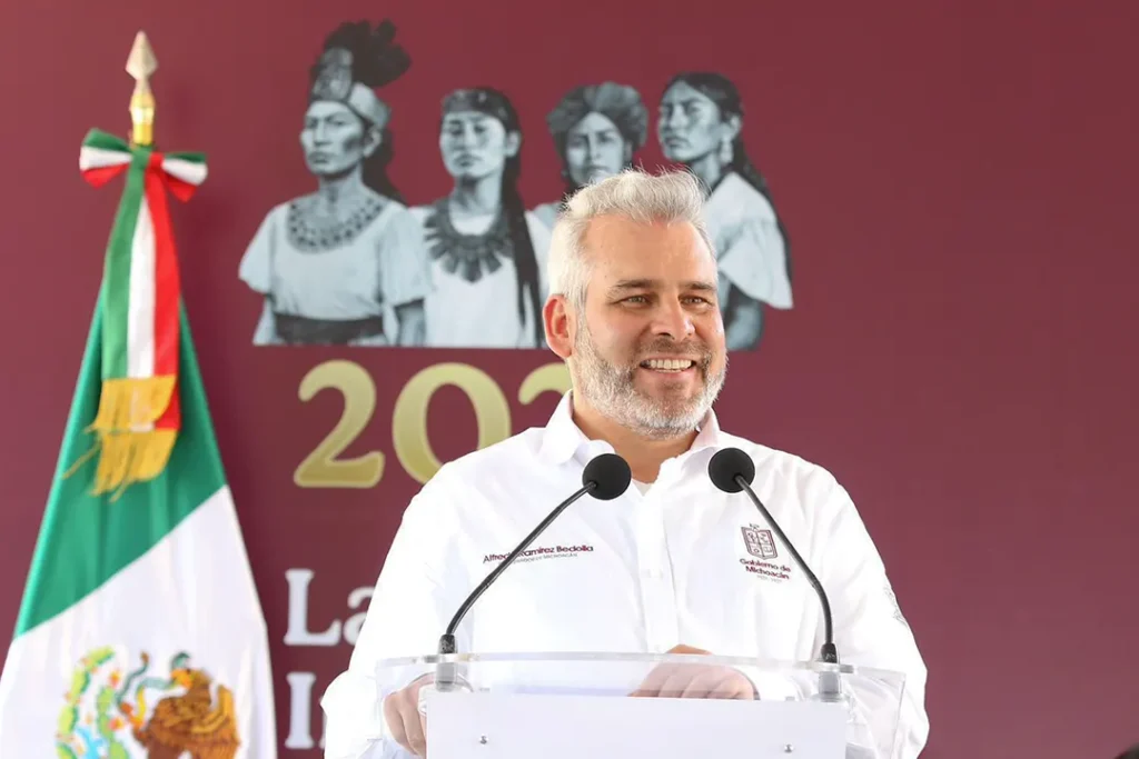 Ramírez Bedolla informa que se han entregado más de 15 mil créditos por 2,393 mdp para impulsar nuevos negocios y empresas en Michoacán.
