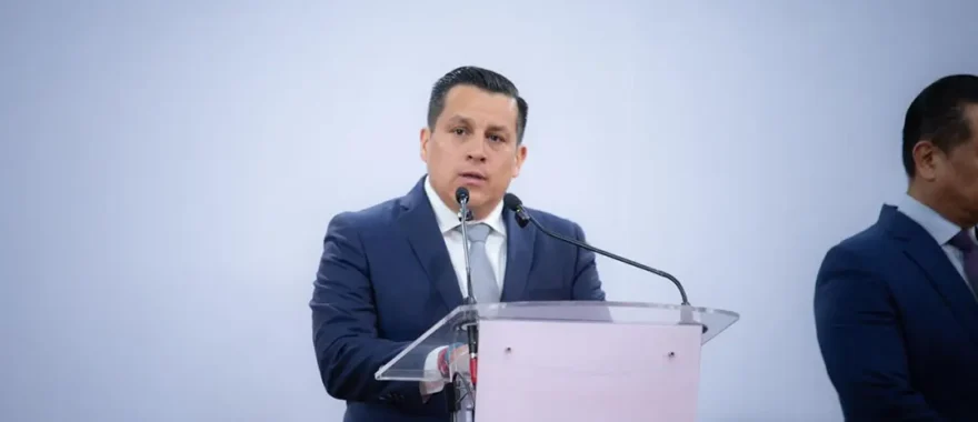 José Antonio Cruz Medina, titular de la SSP Michoacán, durante la presentación de cifras de homicidios correspondientes a 2025 en Morelia.