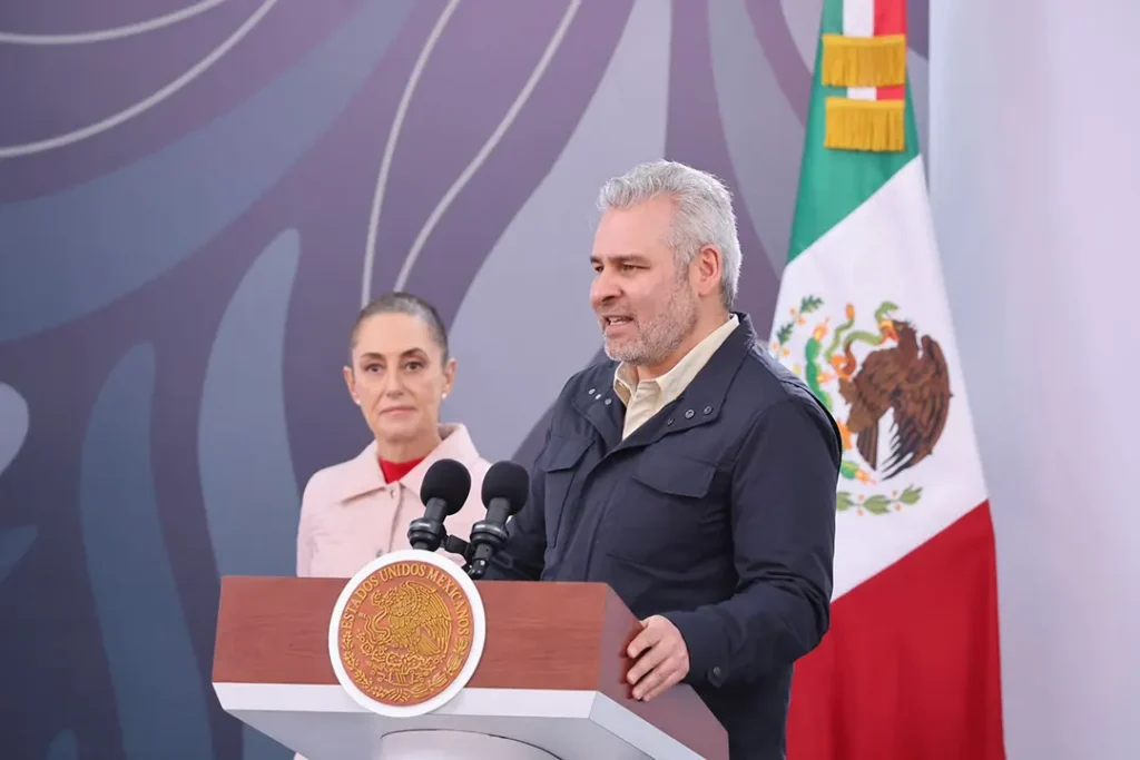 Teleférico de Uruapan en Michoacán durante pruebas finales previo a su inauguración