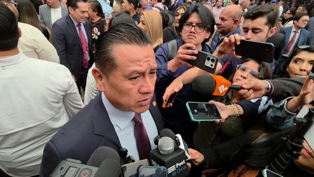 Operativo de la Fiscalía de Michoacán en Tarímbaro por caso Carlos Manzo.