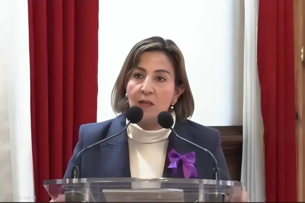 Myriam Martínez Ramírez habla sobre el valor de la educación en Michoacán como base para la paz, la justicia y la transformación social.