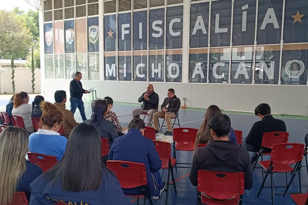 Brigadistas de la FGE reunidos en Morelia durante la Primera Reunión 2026 de Protección Civil.