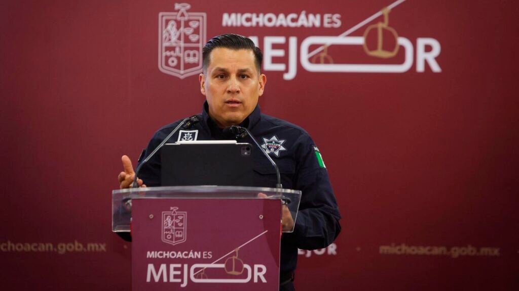 José Antonio Cruz Medina, titular de la Secretaría de Seguridad Pública de Michoacán, durante un anuncio sobre resultados de la Unidad Antiextorsión en el estado.