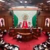 Diputados del Congreso de Michoacán durante aprobación de reforma educativa inclusiva