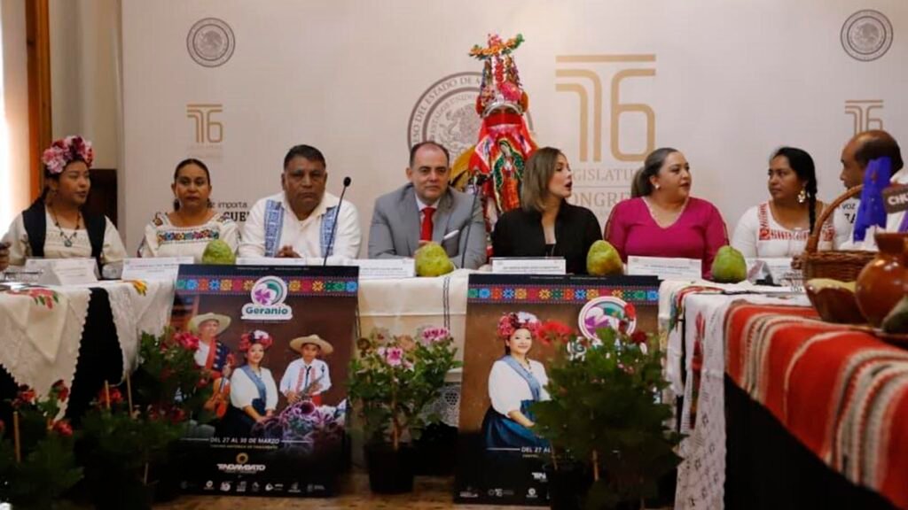 Autoridades presentan la Feria del Geranio en Tingambato en el Congreso de Michoacán