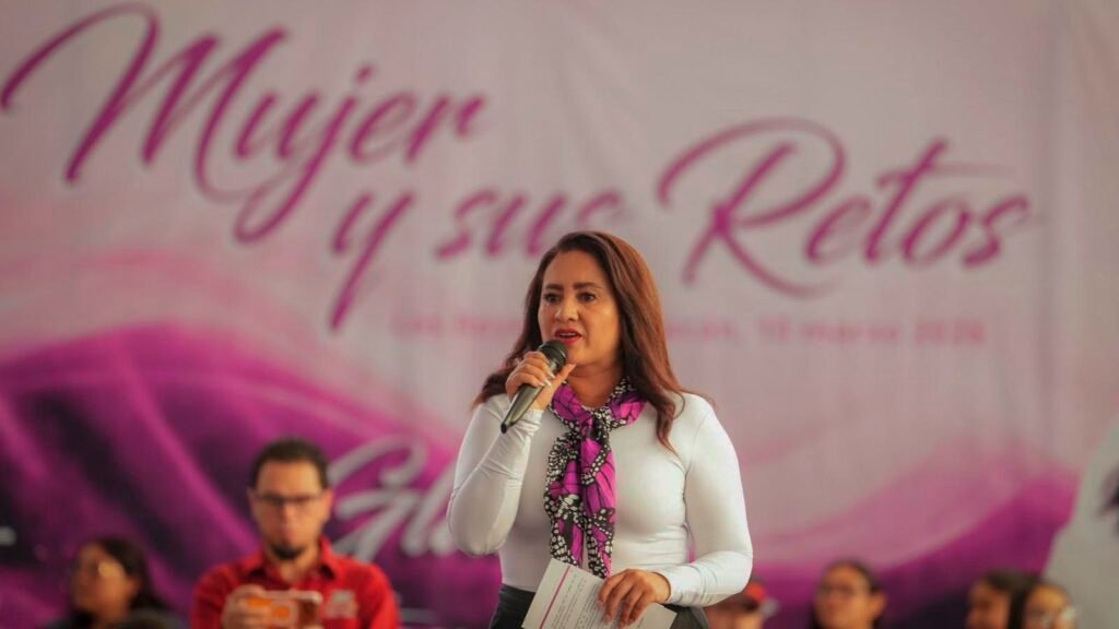 Gladyz Butanda Macías secretaria de Desarrollo Urbano y Movilidad