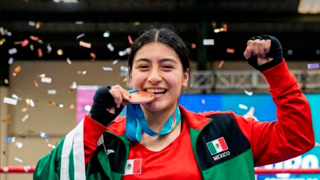 Sofía Ramírez, boxeadora de Michoacán y estudiante del Cecytem, gana medalla de bronce en torneo internacional de boxeo en Bangkok