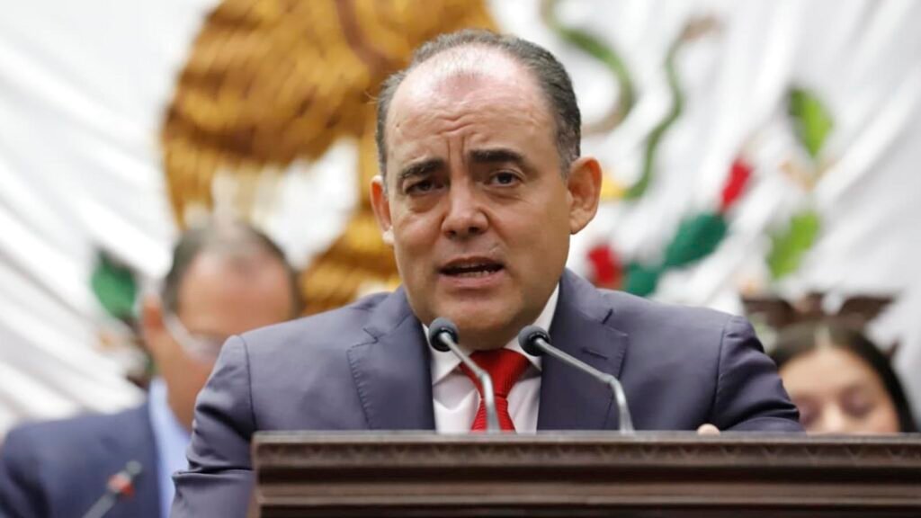 Sesión del Congreso de Michoacán sobre exhorto a la UMSNH