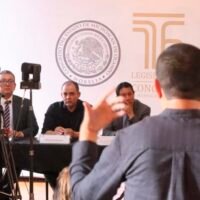 Baltazar Gaona inaugura ciclo de conferencias sobre capacitación legislativa en el Congreso de Michoacán en Morelia.