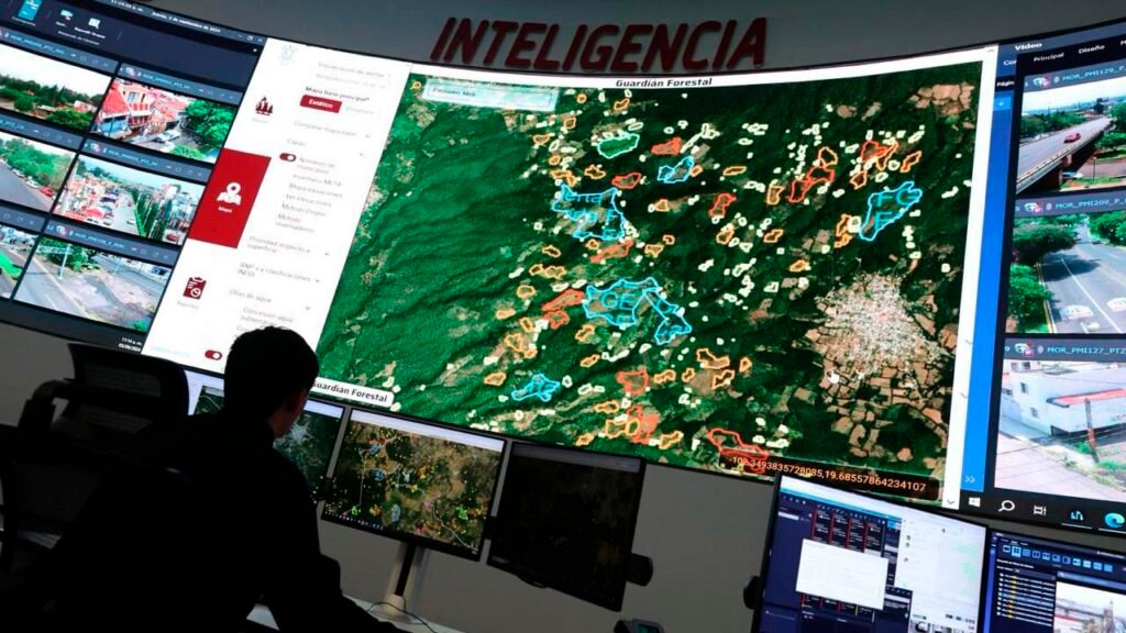 Huertas de aguacate monitoreadas por satélite en Michoacán