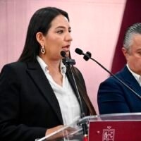 Olivia Cazarez Arreola titular de la Ceac durante anuncio de obras de agua potable en Michoacán