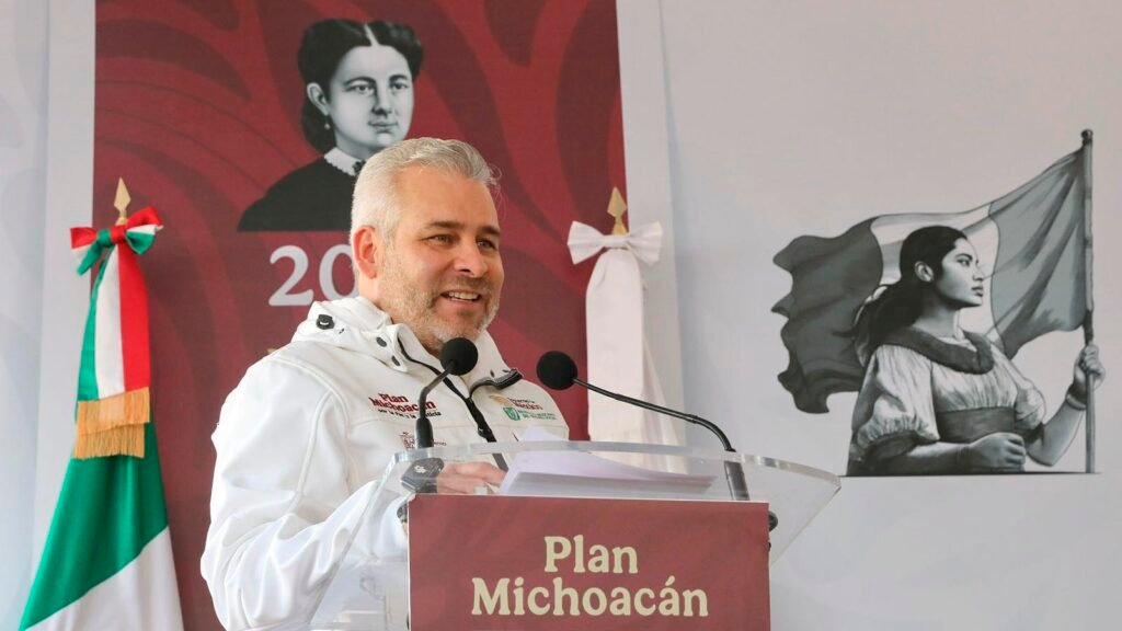 Alfredo Ramírez Bedolla anuncia hospital del IMSS en Zitácuaro