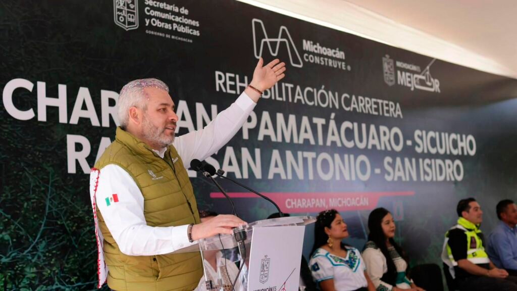 Alfredo Ramírez Bedolla infraestructura carretera Michoacán
