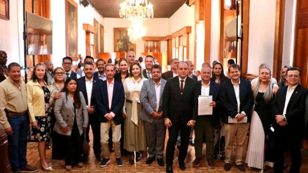 Iniciativa propone academia policial y estándares para mandos en Michoacán, con el objetivo de profesionalizar la seguridad y mejorar la respuesta institucional.