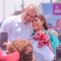 Clara Brugada durante inauguración del teleférico de Uruapan