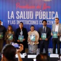 Presentación de libro sobre salud pública en el Congreso de Michoacán