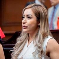 Grecia Aguilar Mercado durante intervención en el Congreso de Michoacán