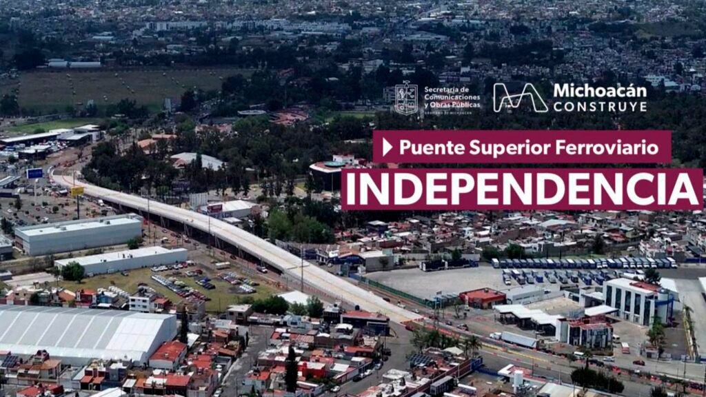 Paso superior del puente ferroviario Independencia en Morelia