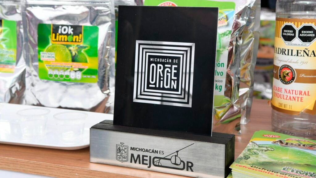 Productos de Michoacán de Origen exhibidos en Los Pinos