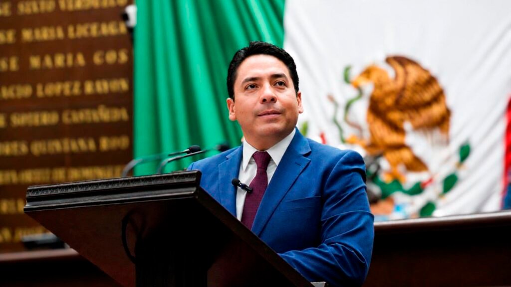 El Congreso del Estado aprobó la iniciativa impulsada por el diputado por Zacapu, Alejandro Iván Arévalo Vera, con la que se garantiza la atención e intervención en temas de salud emocional mediante la tanatología en niñas, niños y juventudes michoacanas.