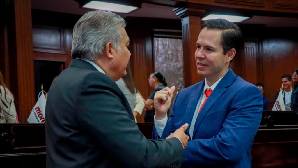 Alfredo Anaya presenta iniciativa de justicia cívica para adolescentes en Michoacán