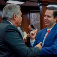 Alfredo Anaya presenta iniciativa de justicia cívica para adolescentes en Michoacán