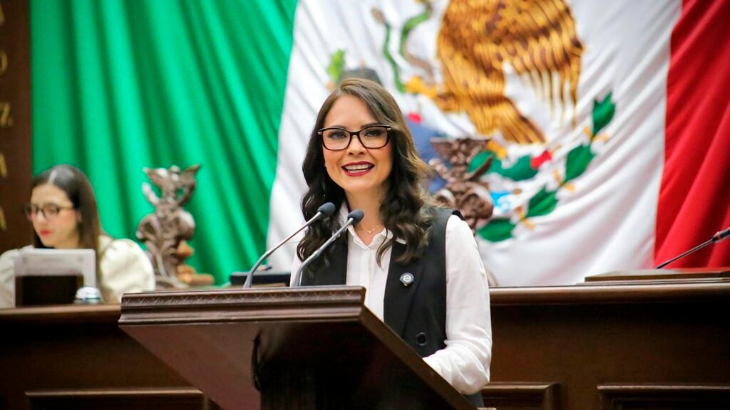 La diputada Nalleli Pedraza presenta ante el Pleno del Congreso de Michoacán una reforma profunda a la Ley de Educación y a la Ley para la Inclusión de las Personas con Discapacidad.