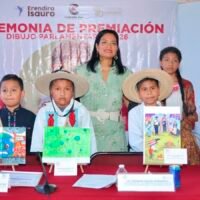 Niñas y niños indígenas participantes del concurso Dibujo Parlamentario 2026