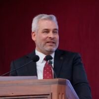 Alfredo Ramírez Bedolla anuncia presupuesto constitucional para la UMSNH