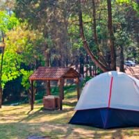 albercas de aguas termales en Rancho Viejo Los Azufres Michoacán