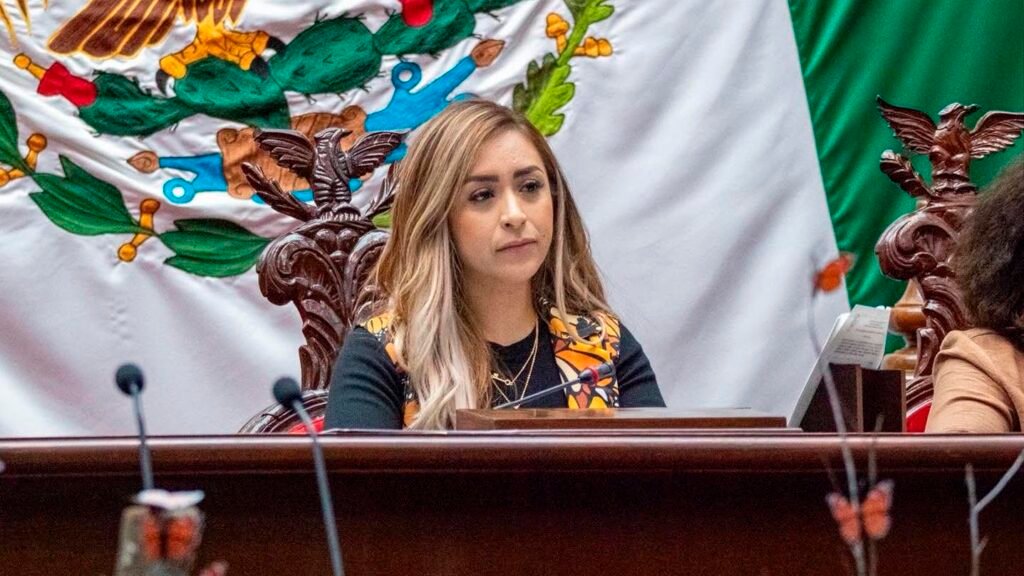 En el Congreso de Michoacán, Grecia Aguilar propuso reformar la Ley Orgánica del Poder Judicial para corregir un error normativo y fortalecer la certeza jurídica.