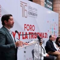 Abraham Espinoza participa en el foro La Ley y Trisomía 21 realizado en el Congreso del Estado.