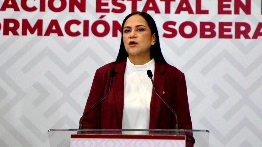 Ariadna Montiel Reyes durante el inicio del registro de aspirantes a coordinaciones estatales de Morena.