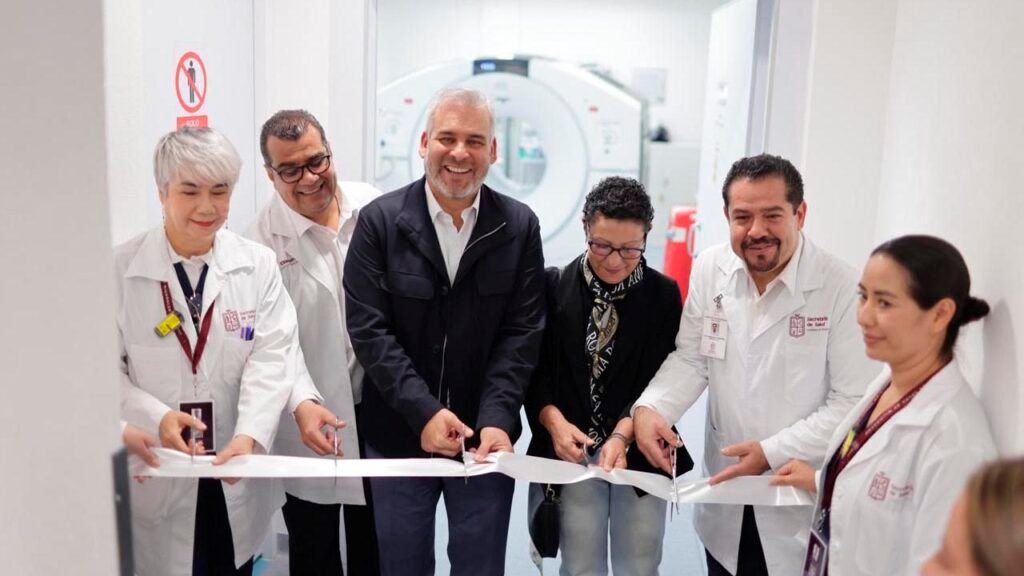 Alfredo Ramírez Bedolla informa que en Michoacán se han realizado más de 13 mil radioterapias en diez meses.