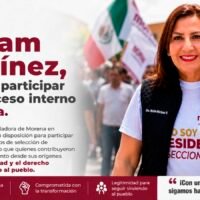 Myriam Martínez al centro-derecha, sonriendo durante una actividad pública con simpatizantes de Morena al fondo. A la izquierda aparece el encabezado: “Myriam Martínez, lista para participar en el proceso interno de Morena”, acompañado de un mensaje sobre su trayectoria como fundadora del movimiento en Michoacán y su disposición para seguir sirviendo al pueblo.