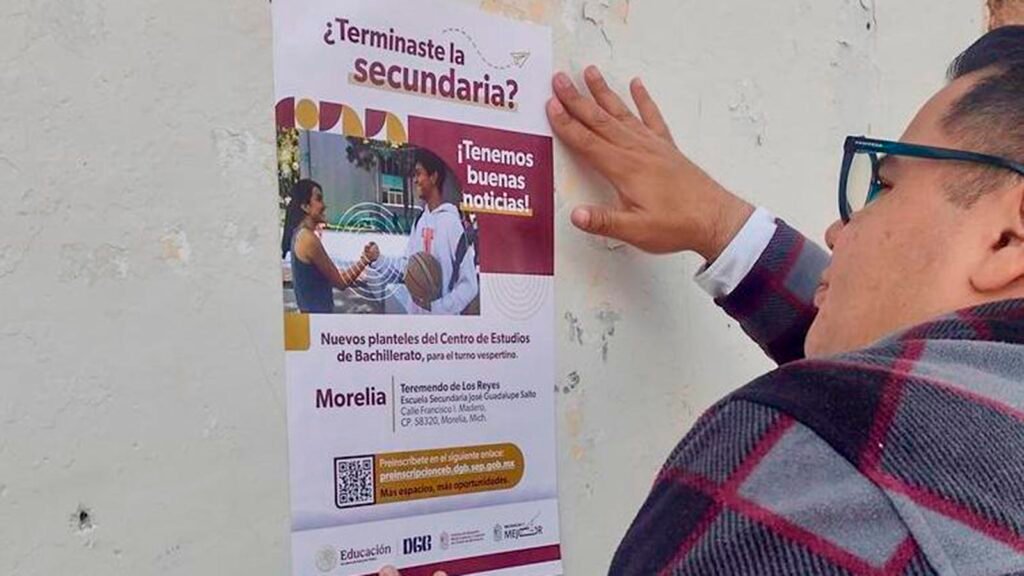 Convocatoria para el ingreso de estudiantes en Michoacán.