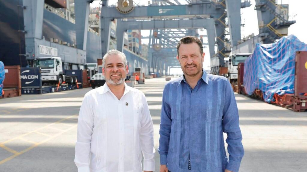El Puerto de Lázaro Cárdenas alcanzó un máximo histórico al movilizar 15.5 millones de toneladas de mercancías durante el primer semestre de 2026, un crecimiento de 16%.
