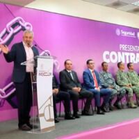Alfredo Ramírez Bedolla presenta la Estrategia Contra la Extorsión en Uruapan.