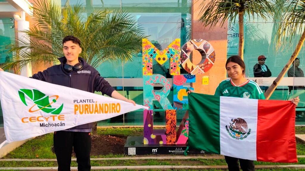 Ana Sofía Zavala y Alexander Serrano, estudiantes del Cecytem Puruándiro que participarán en United Space School 2026.