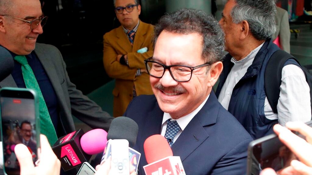 Ignacio Mier Velazco durante una entrevista sobre la revisión del T-MEC.