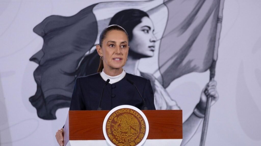 Claudia Sheinbaum prepara un informe público sobre Ayotzinapa antes del 26 de septiembre, con avances en nuevas investigaciones y recientes detenciones.