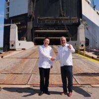 El gobernador Alfredo Ramírez Bedolla durante la reunión con el embajador de China en México, Chen Daojiang.