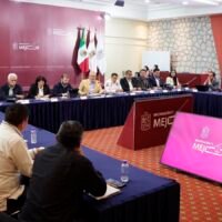 Alfredo Ramírez Bedolla y autoridades comunales de Cherán acuerdan proyectos para 2027