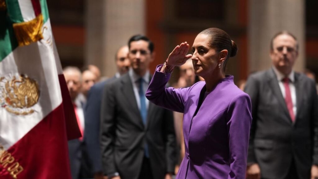 Claudia Sheinbaum presentó su Segundo Informe con un balance en seguridad, bienestar, salud, educación e infraestructura, donde anunció inversiones carreteras por 700 mil mdp.