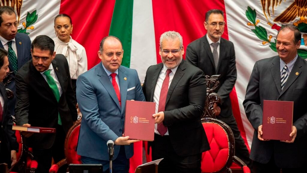 Alfredo Ramírez Bedolla durante su Quinto Informe de Gobierno.