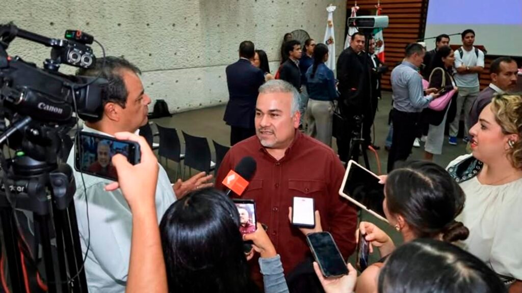 Imagen tomada de la página oficial de Facebook de Jesús Mora González.