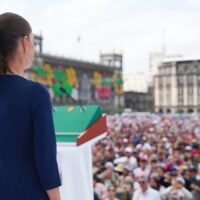 Zócalo de la Ciudad de México durante el cierre de la gira de rendición de cuentas de Claudia Sheinbaum.