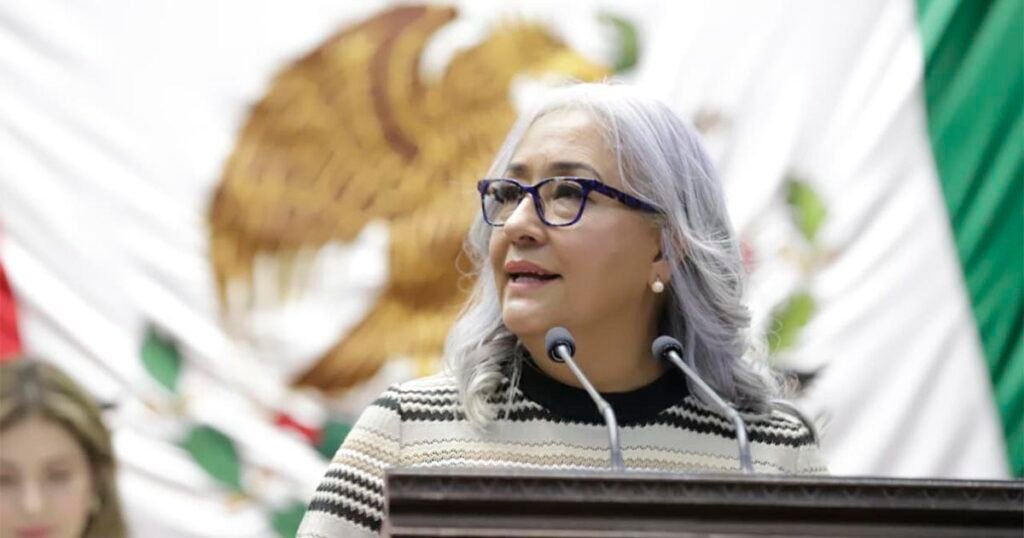 La diputada Emma Rivera presentó una iniciativa constitucional sobre el ejercicio de otra nacionalidad y la protección diplomática extranjera durante la gubernatura.
