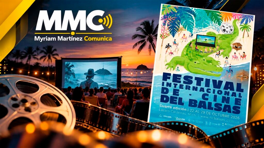 Proyección cinematográfica del Festival Internacional de Cine del Balsas en la costa michoacana.